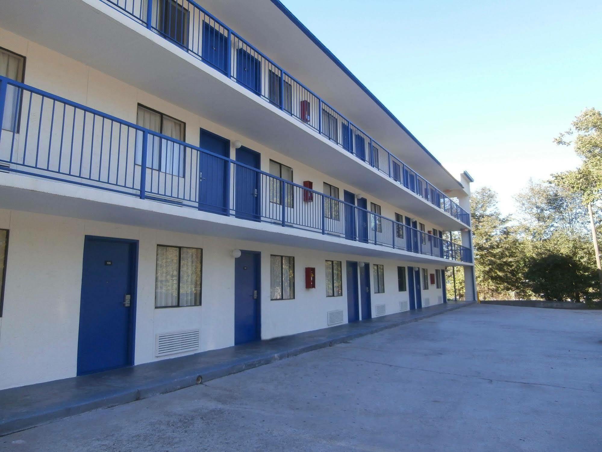 Americas Best Value Inn Tucker Exterior photo